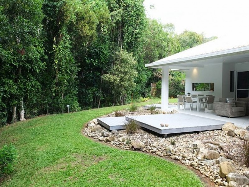 20 Kurt Close, Palm Cove QLD 4879