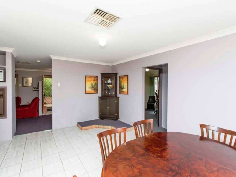 122 Hale Road, Forrestfield WA 6058