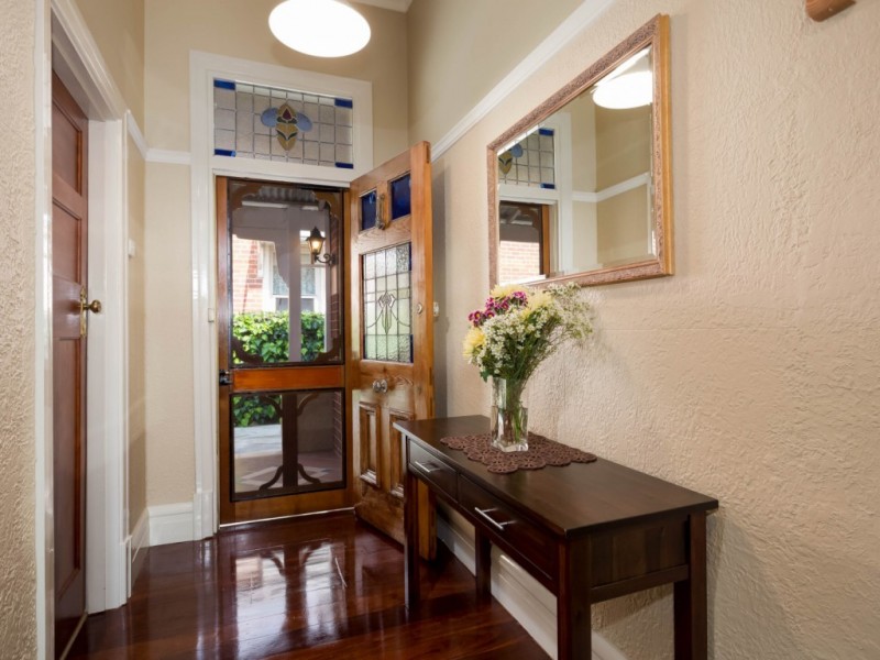 89 Tenth Avenue, Inglewood WA 6052