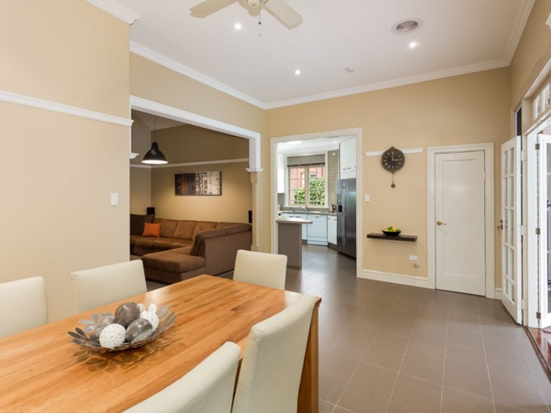 89 Tenth Avenue, Inglewood WA 6052