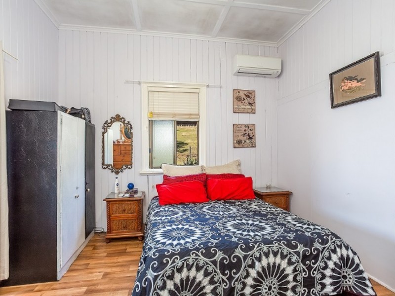 559 Rocks Road, Pie Creek QLD 4570