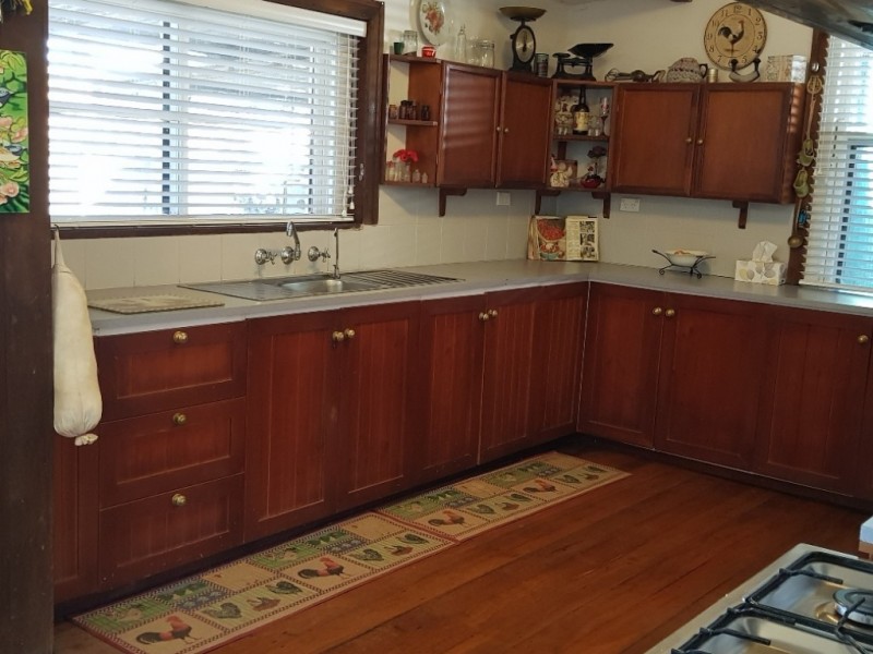 22 Massingham Street, Kellerberrin WA 6410