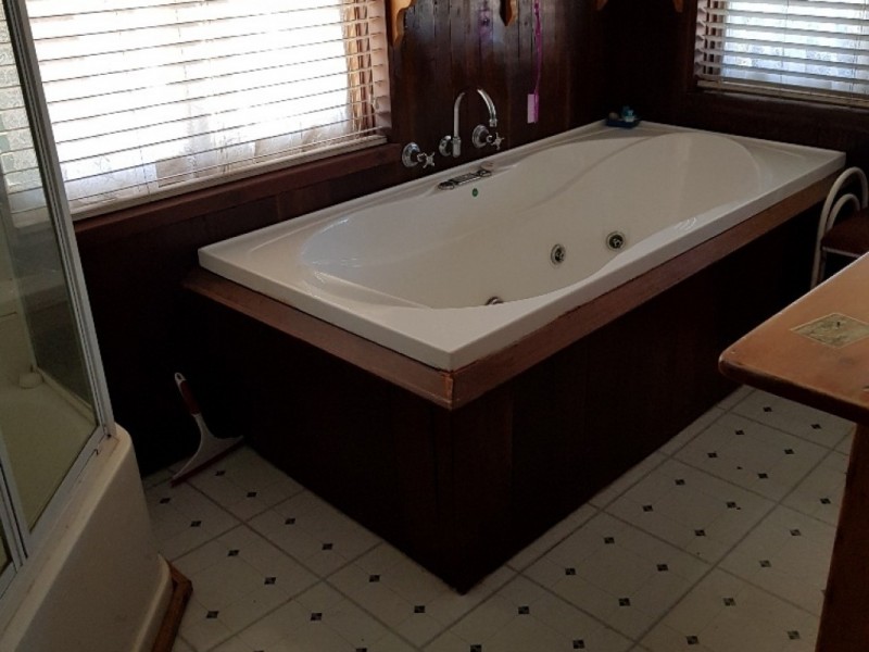 22 Massingham Street, Kellerberrin WA 6410