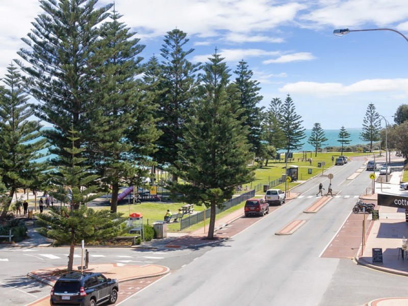 11/116 Marine Parade, Cottesloe WA 6011