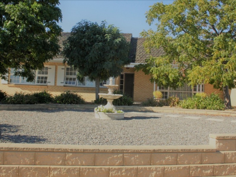 12 Leslie Street, Murray Bridge SA 5253