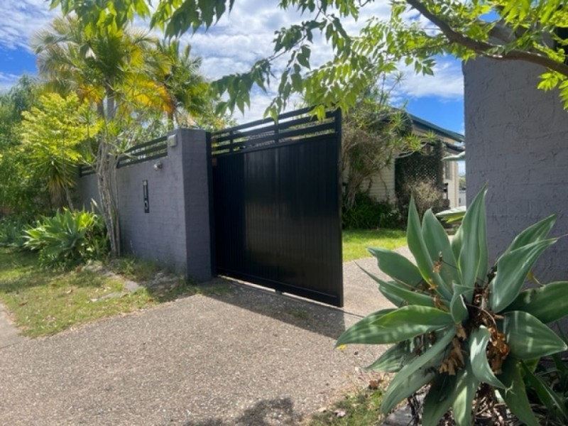 75 Queens Road, Everton Hills QLD 4053