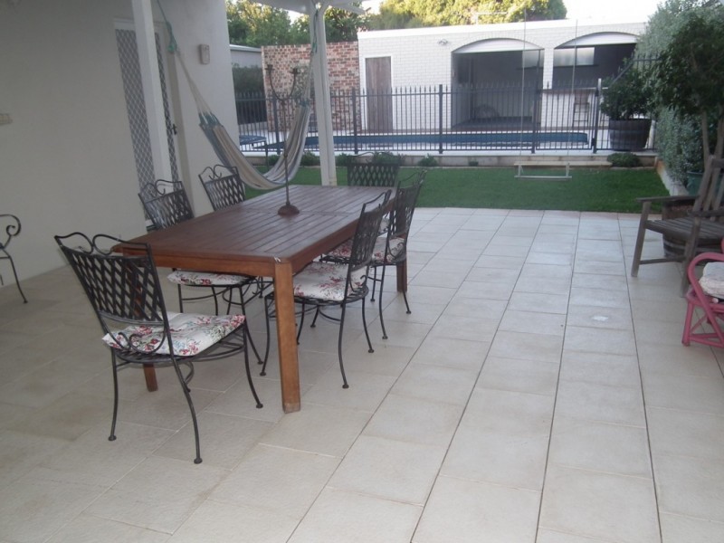 120 Sixth Avenue, Inglewood WA 6052