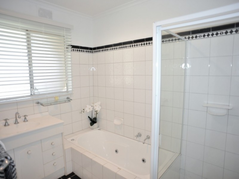 50 Cinnamon Ave, St Agnes SA 5097