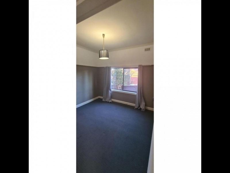 24 Lyonsville Avenue, Preston VIC 3072