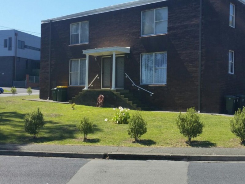 1/82 Clare Street, New Town TAS 7008