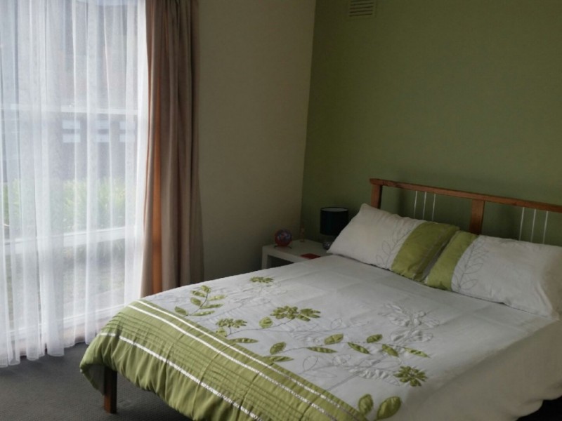 1/82 Clare Street, New Town TAS 7008