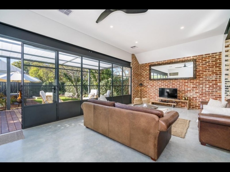 122 Townshend Rd, Subiaco WA 6008