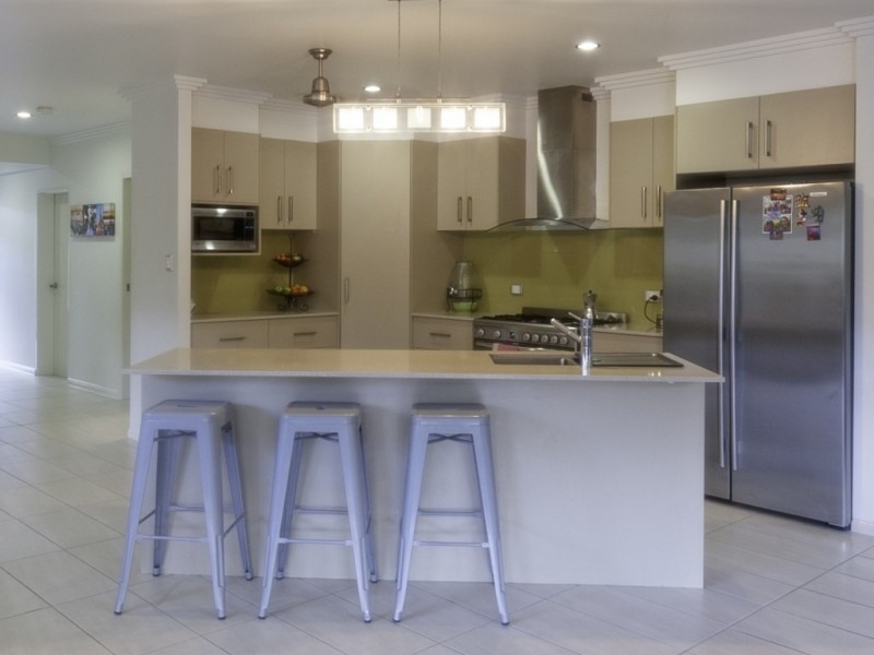 20 McBride Street, Redlynch QLD 4870