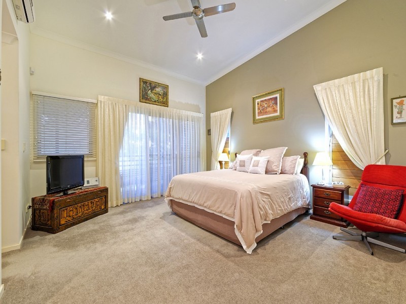 19/99 Brookwater Drive, Brookwater QLD 4300