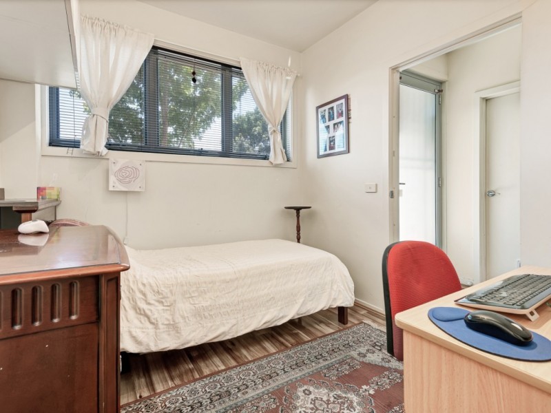 68 Railway Crescent, Bentleigh VIC 3204