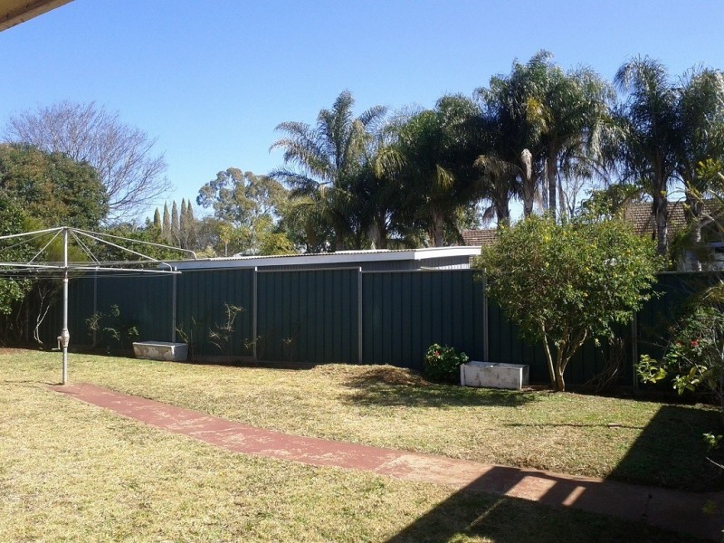 136 Taylor St, Newtown QLD 4350