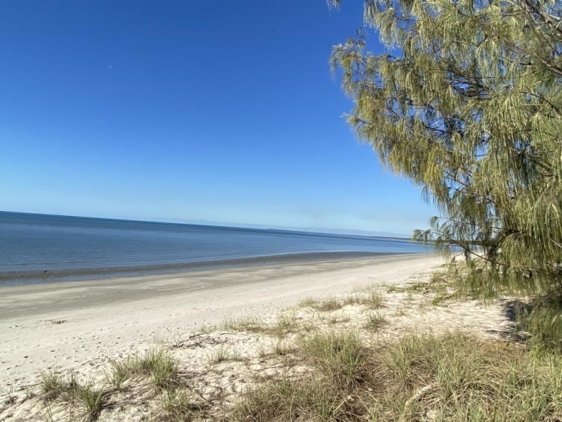 111 Esplanade, Toogoom QLD 4655