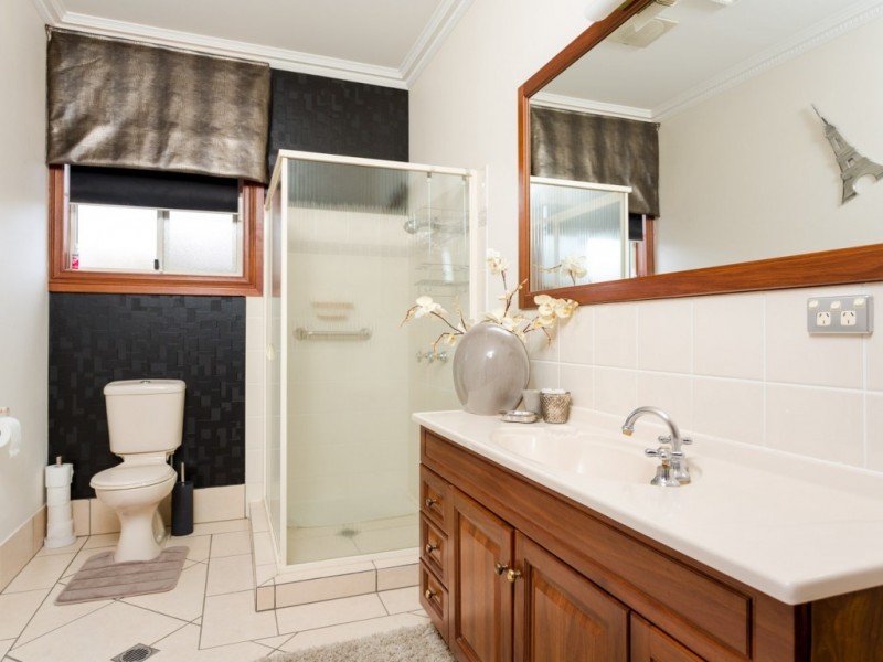 140 Campbell Street, Bundall QLD 4217