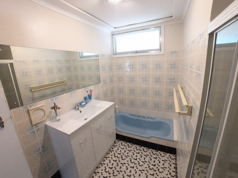 2A Nineham Avenue, Spearwood WA 6163