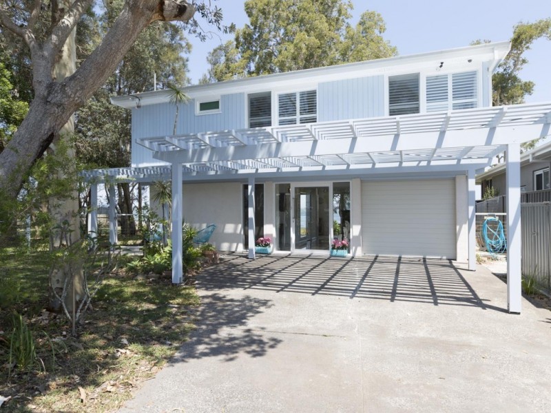 14 Lett Street, Gorokan NSW 2263