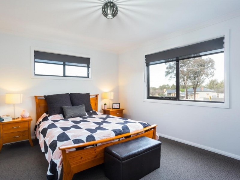 1/54 Mackenzie Street West, Golden Square VIC 3555