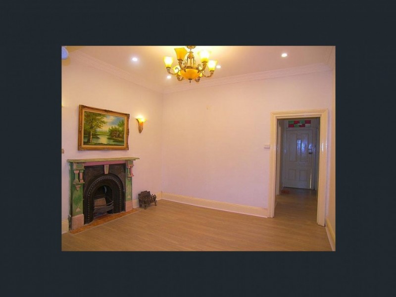 8 Wellington Street, Waterloo NSW 2017