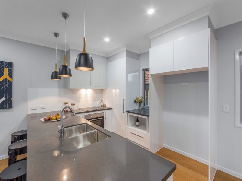 2/22 Worden Street, Morningside QLD 4170