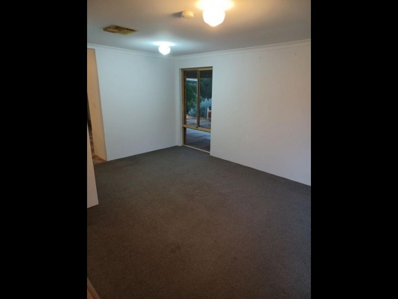 1 Laslett Circle, Mundaring WA 6073