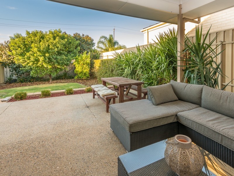 22 A Melrose Avenue, Clearview SA 5085