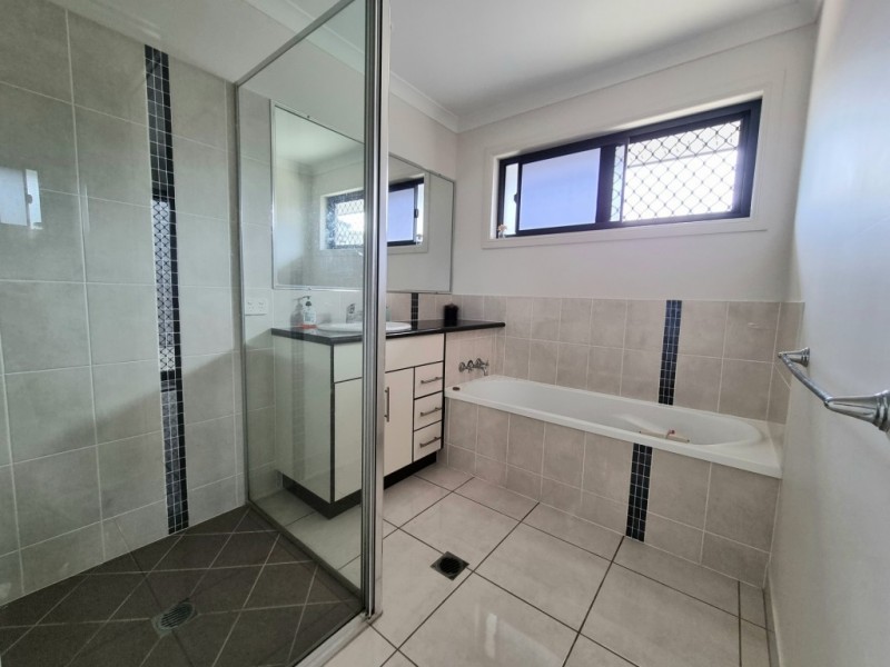 65 Montgomery Street, Rural View QLD 4740