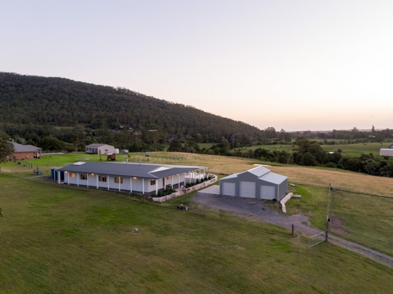 321 Martins Creek Rd, Paterson NSW 2421