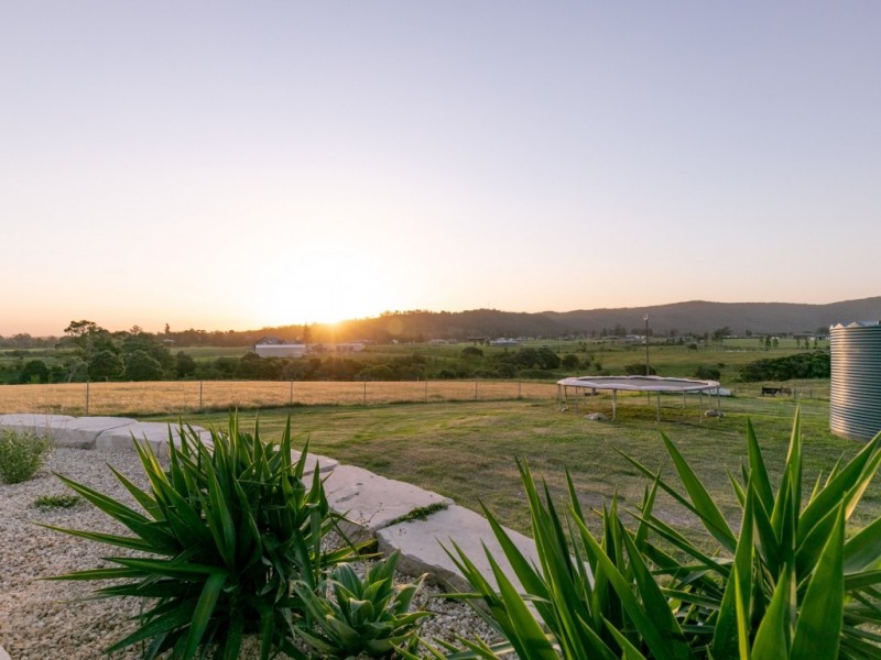 321 Martins Creek Rd, Paterson NSW 2421