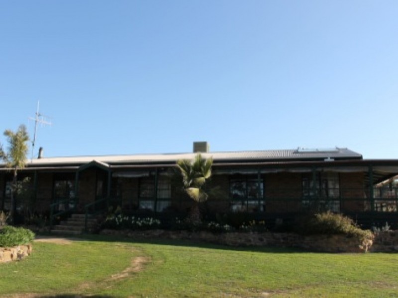 66 Rushall Road, Heathcote VIC 3523