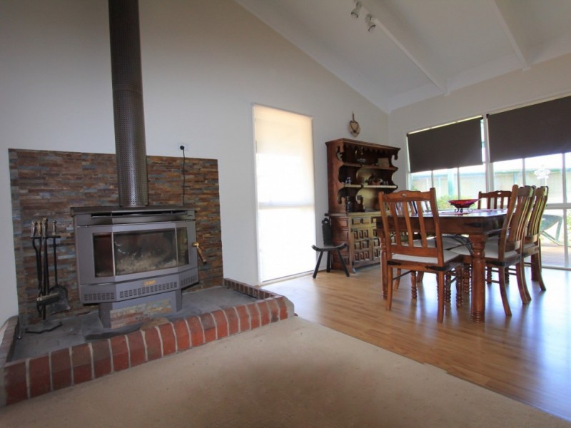 66 Rushall Road, Heathcote VIC 3523