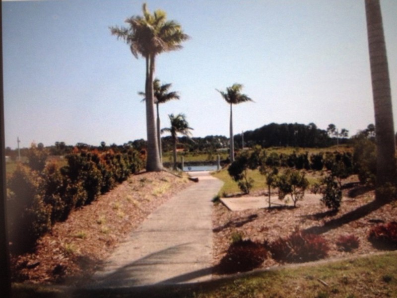 11 Catana Crescent, Hope Island QLD 4212