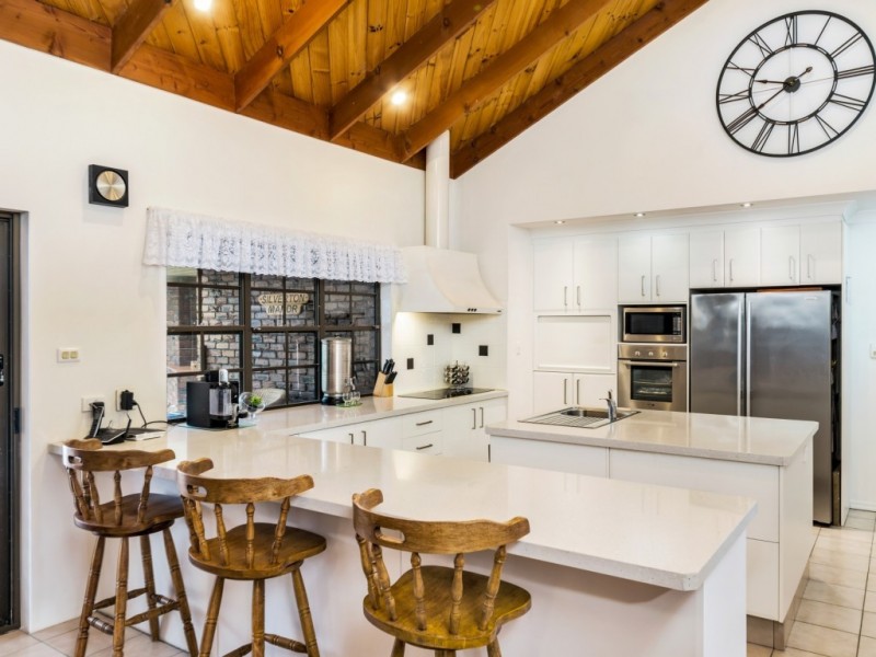 41 Lesley Avenue, Caboolture QLD 4510