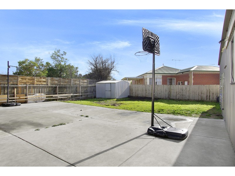 41 Hickey Street, Whittington VIC 3219
