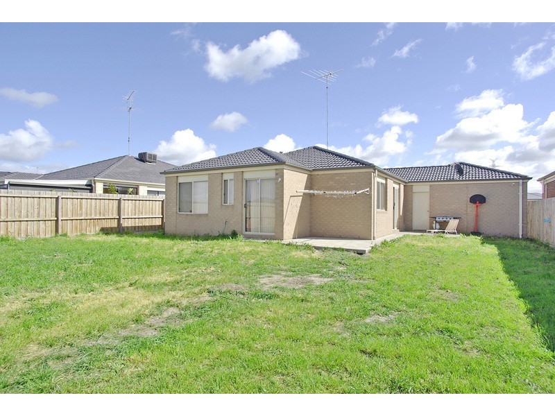 17 Haugh Street, Lovely Banks VIC 3221