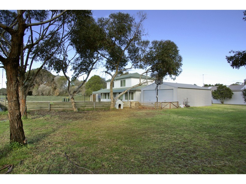 2 June Street, Moolap VIC 3221