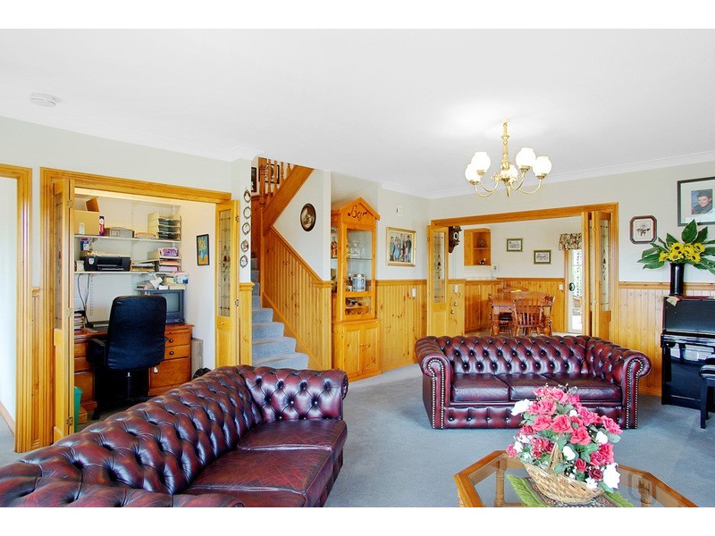 14 Mayfair Drive, Newtown VIC 3220