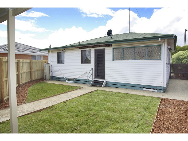 1/30 Breadalbane Street, Newcomb VIC 3219