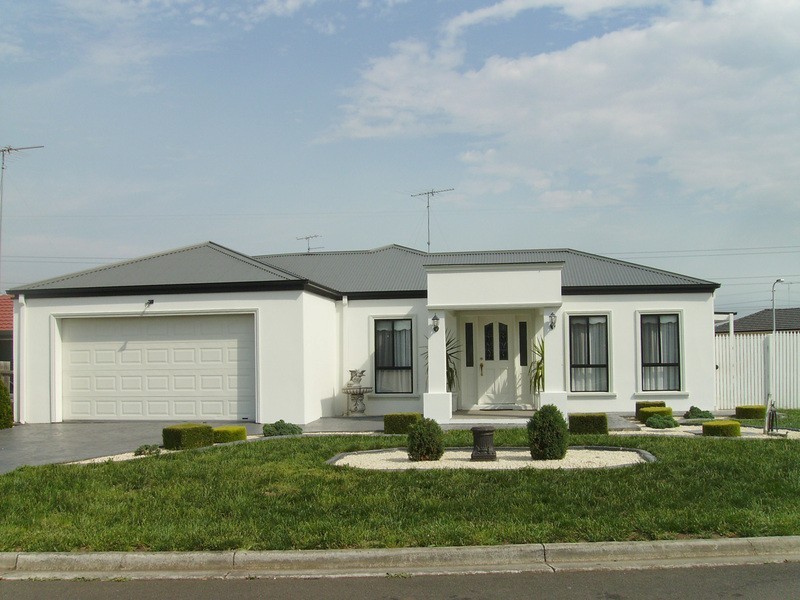 3 Thornton Close, Lovely Banks VIC 3221