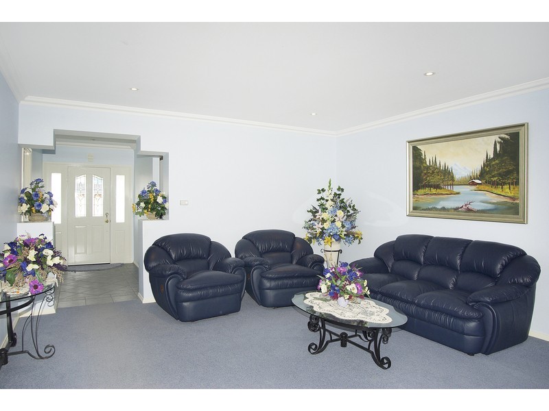 3 Thornton Close, Lovely Banks VIC 3221