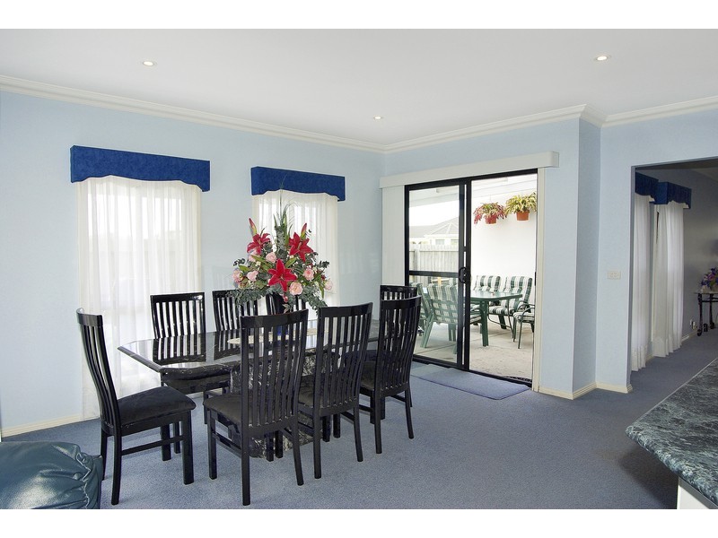 3 Thornton Close, Lovely Banks VIC 3221