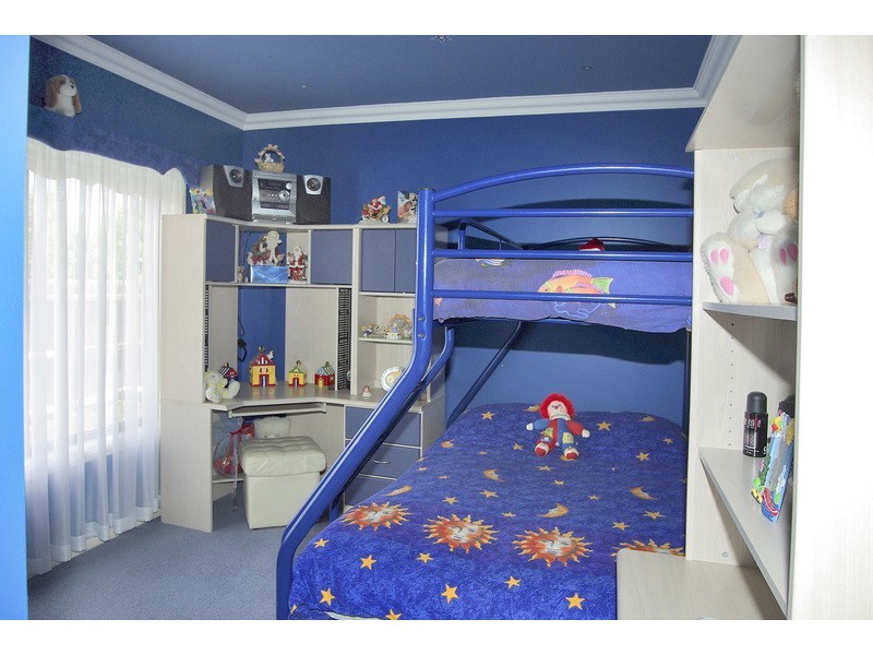 3 Thornton Close, Lovely Banks VIC 3221
