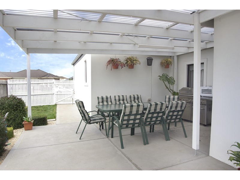 3 Thornton Close, Lovely Banks VIC 3221