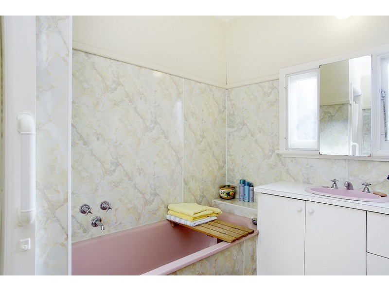 5 Ising Street, Newcomb VIC 3219