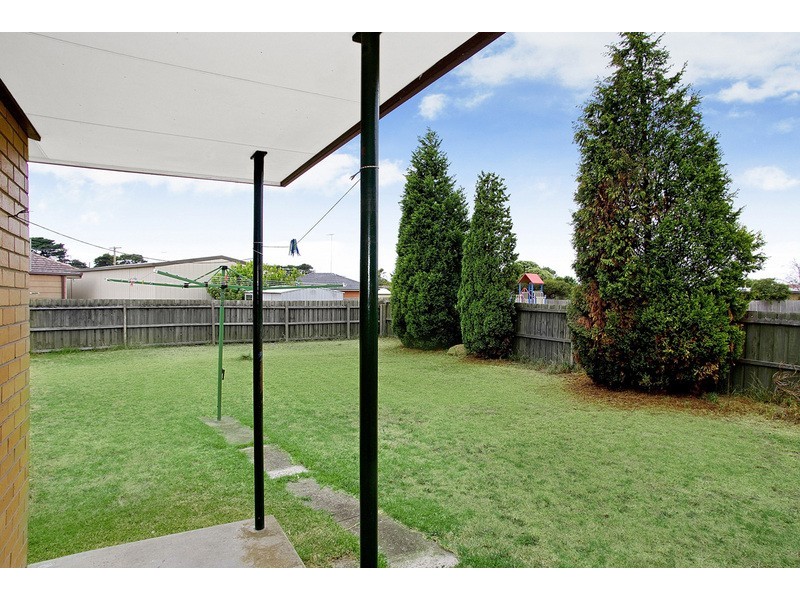 3 Hodges Court, Breakwater VIC 3219