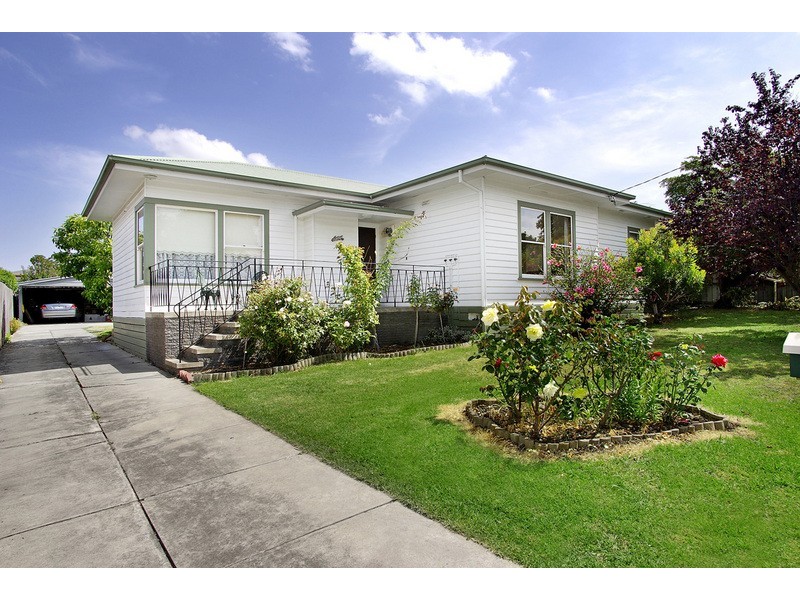 11 Roxby Street, Manifold Heights VIC 3218