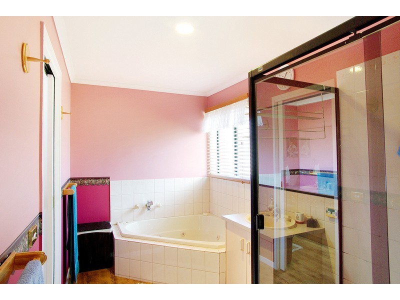 405 – 409 Wilsons Road, St Albans Park VIC 3219